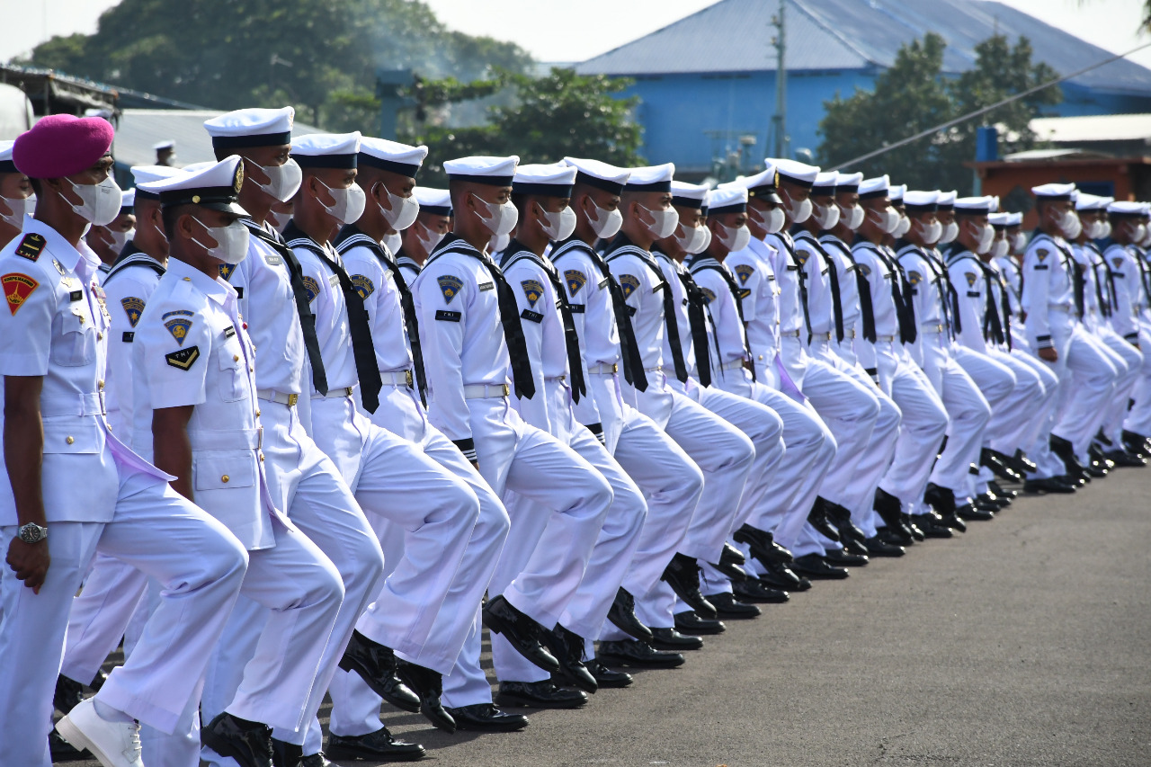 Alumni Terkenal Akmil AL dan Kontribusinya