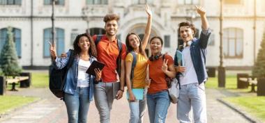 Tantangan Kepemimpinan Generasi Muda: Mempersiapkan Pemimpin Visioner Masa Depan