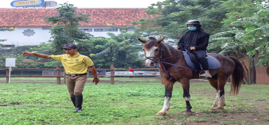 Mengenal Pesantren Modern yang menjadikan Berkuda Sebagai Sarana Pendidikan Islami!