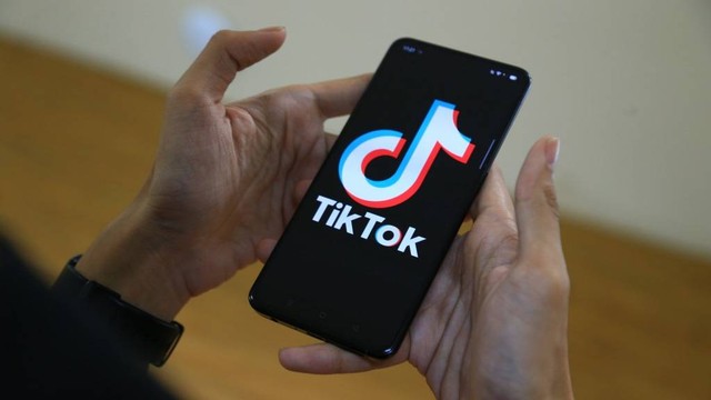 Memanfaatkan FOMO (Fear of Missing Out) dalam Affiliate Marketing TikTok