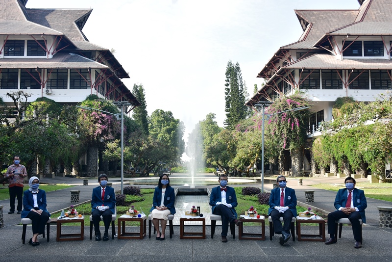 Tryout Gratis ITB Lengkap dengan Skor Instan dan Pembahasan Mendalam