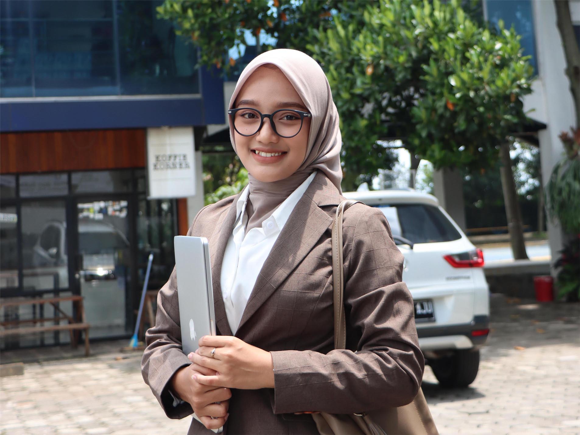 Mau Kuliah S1 Perbankan Syariah Gratis Sampai Lulus Lewat Jalur Beasiswa Rektor Gelombang Pertama?