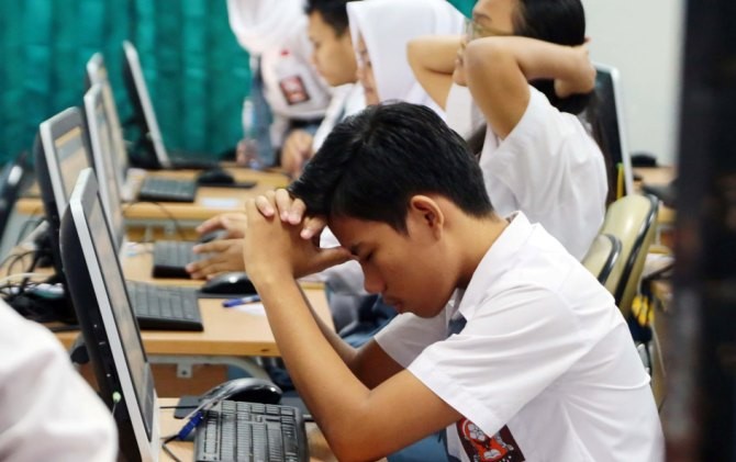 Apa Itu UAN? Kenali Tantangan yang Dihadapi Siswa
