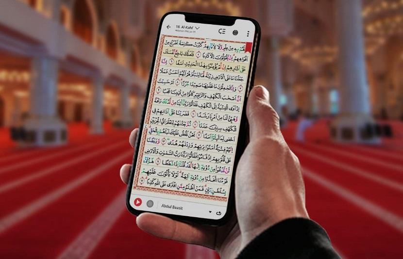 Kelebihan dan Kekurangan Membaca Al-Quran Digital dibandingkan Versi Cetak